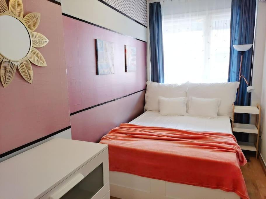 Apartment Deak Ferenc Ter Budapest